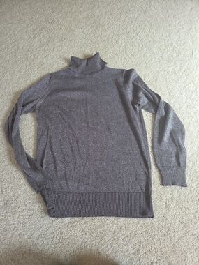 Joseph A Metallic Gray Ribbed Turtleneck Sweater